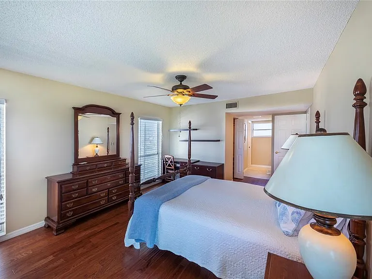 437 Cerromar Ln #525 — Photo 15