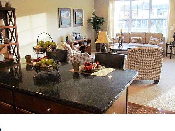 2nd image of 0 Dahlia Dr
