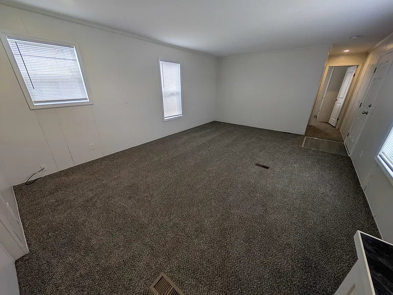 38000 Le Chateau Blvd #402 — Photo 5