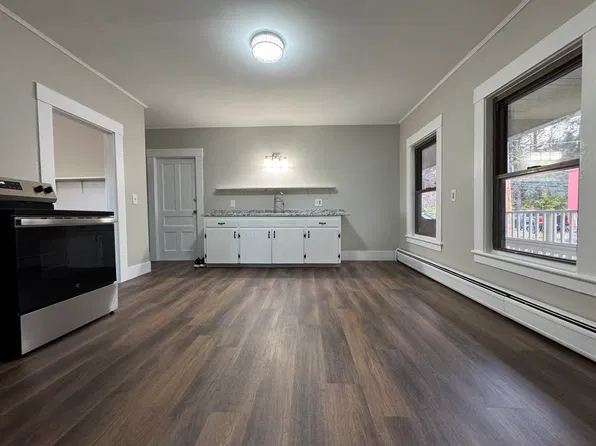 36 Barker St #2, Bellows Falls, VT 05101