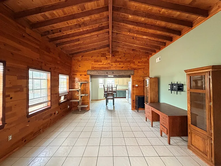 5208 S Highway 349 — Photo 2