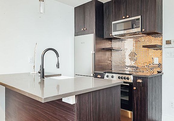 2nd image of 681 Franklin Ave #4E