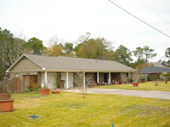 2117 Pecan St, Dickinson, TX 77539