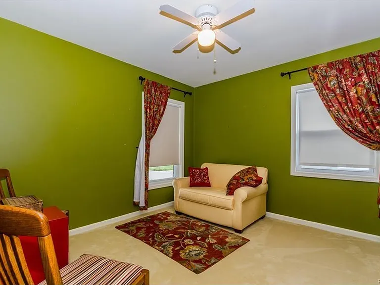 7252 Fenton St — Photo 13