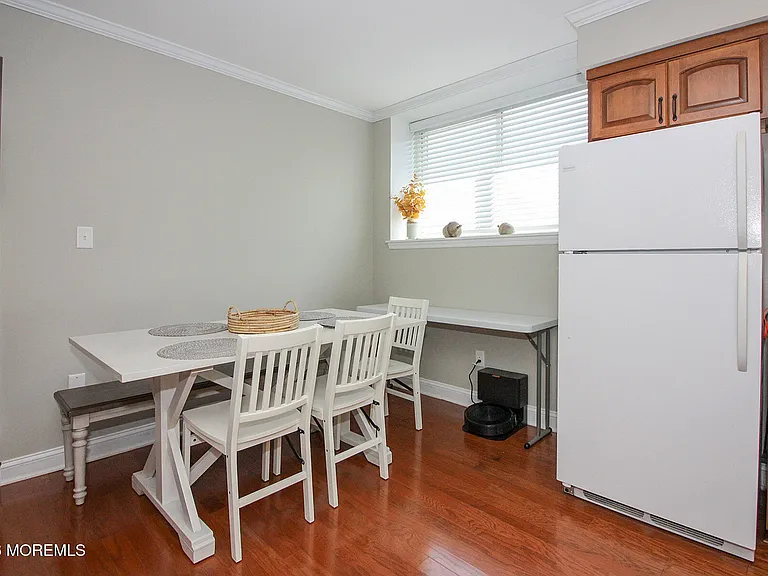 15 Garfield Ave #102 — Photo 6