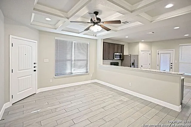 3 bed, 2.5 bath, 1272 sqft, $1,595 — Photo 3