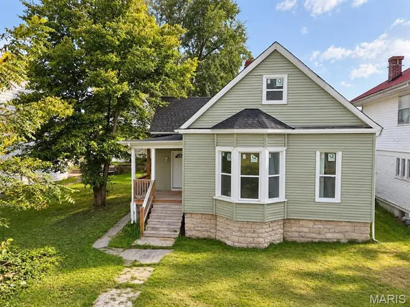 519 N Section St, Hannibal, MO 63401