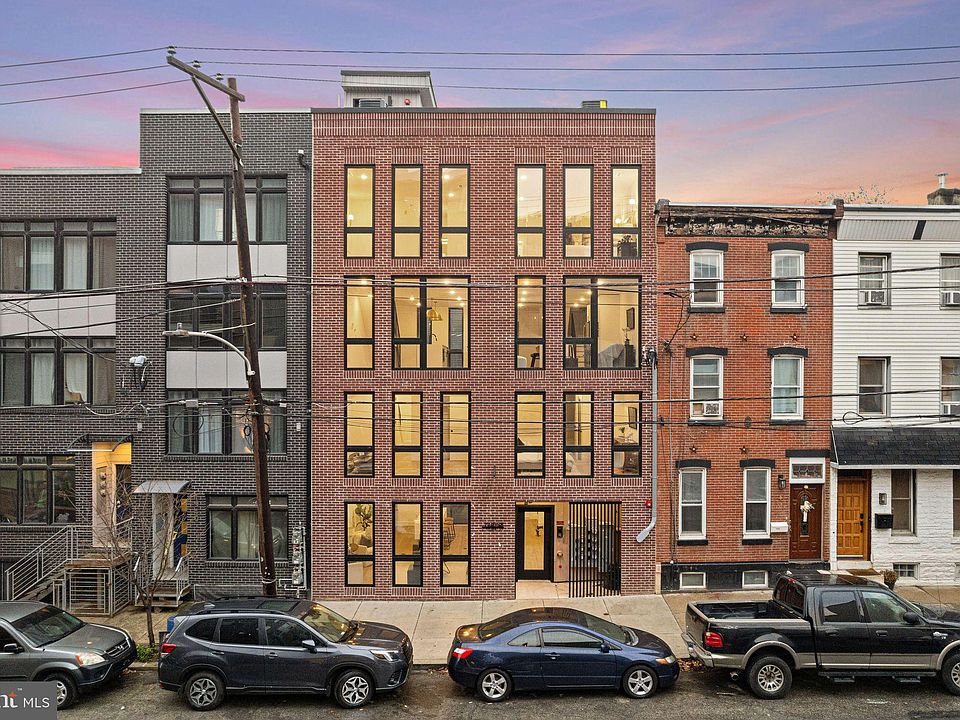 1st image of 1936 York St E #2