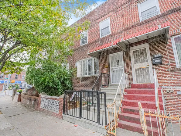 582 Bay Ridge Avenue image 3 of 41