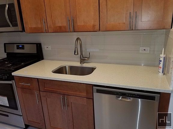 4th image of 3248 30th St APT A1