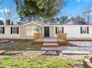 321 Kate Rd, Dahlonega, GA 30533