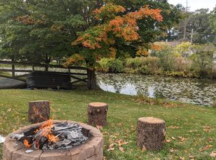 620 N Lakeview Dr, Round Lake, IL 60073