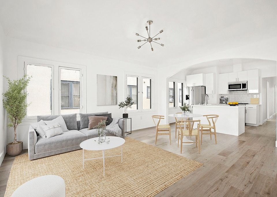 Living room & Kitchen