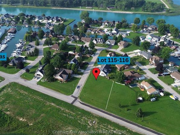 4677 Old River Rd, Saint Clair, ON N0P 2B0
