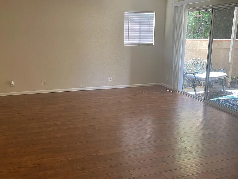 11353 Avenida De Los Lobos #E — Photo 19
