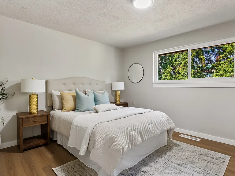 2125 N Highland St — Photo 31
