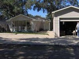 138 Thunderbird Dr, Mabank, TX 75156