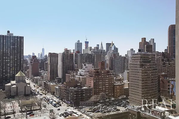 Sold by REAL New York | media 5