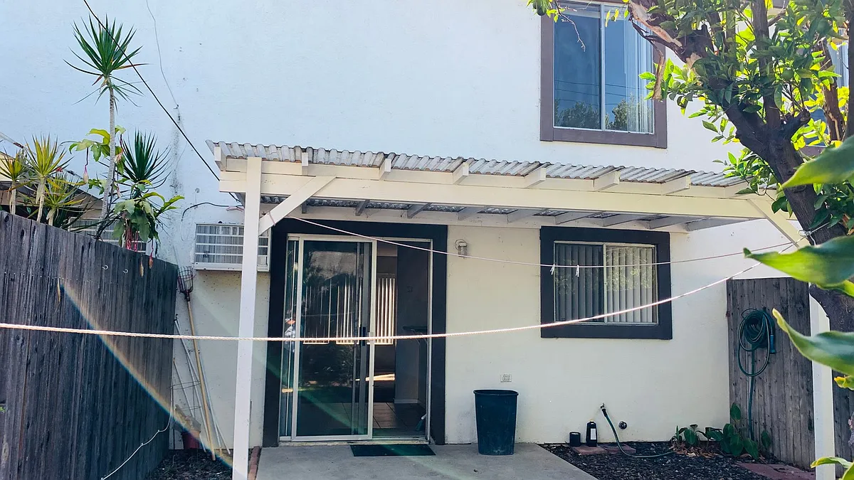 Building Photo - 13702 Charloma Dr #B