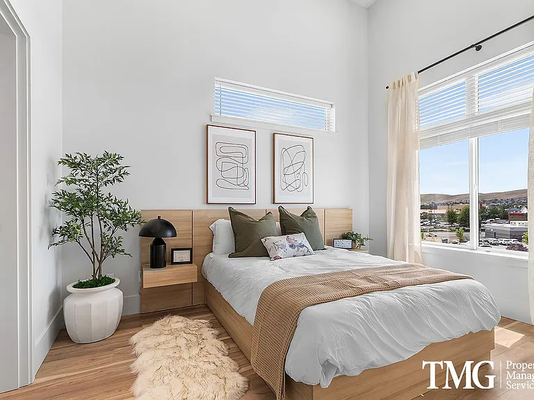 The Falls on 24th — Photo 43