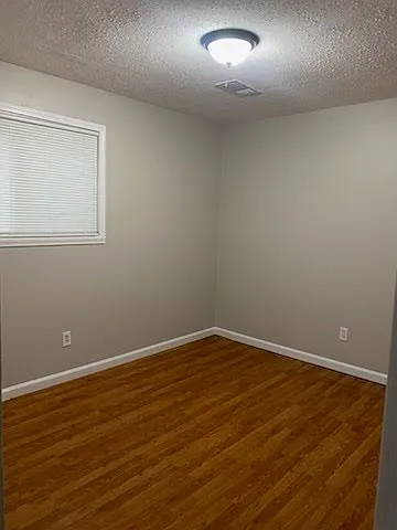 3216 Haraway St — Photo 5