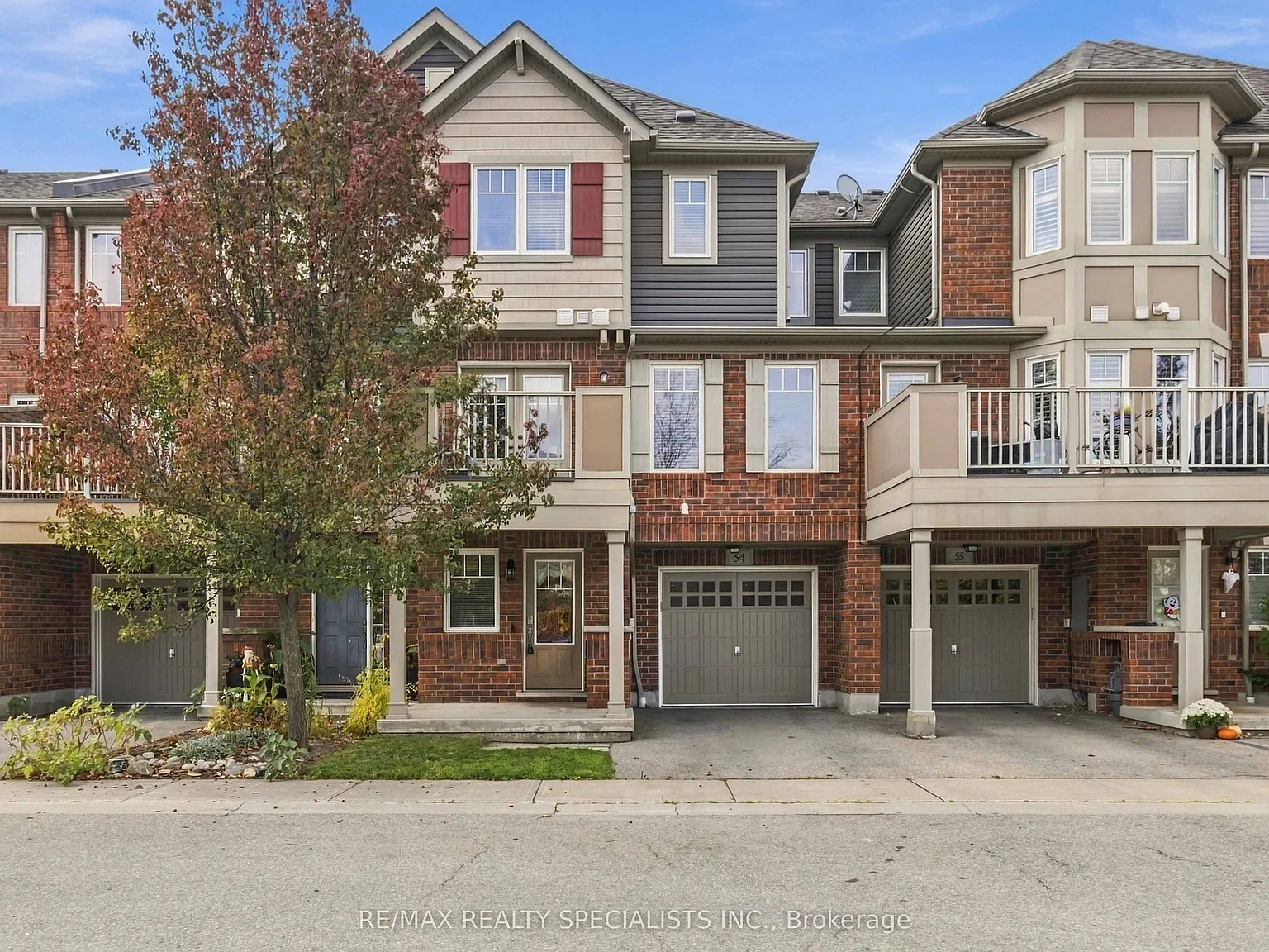 2 bed, $2,995 — Photo 1