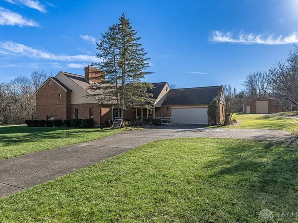 1200 Furnas Rd, Vandalia, OH 45377