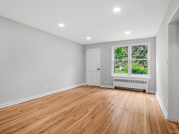 3rd image of 16 Glen Keith Road #L