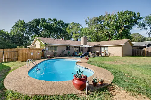 5846 Clubview Dr Photo 1