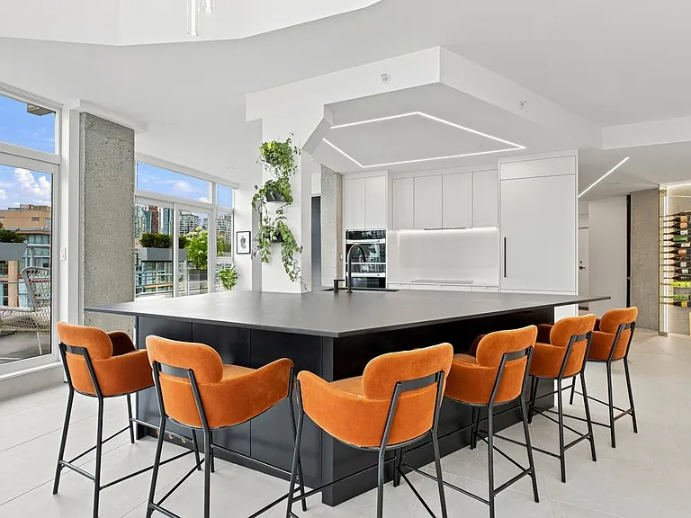 189 Davie St #Penthouse 1701 — Photo 4