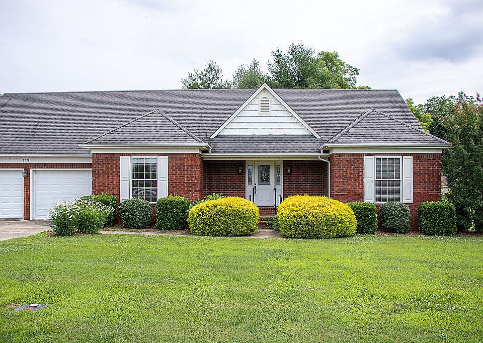 1st image of 2221 Traci Dr
