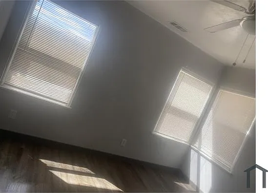 333 S Inez St — Photo 3