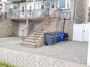 233 Davis Ave, Bronx, NY 10465