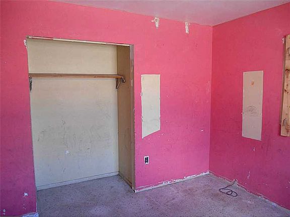 4th image of 3108 Avenue Ave