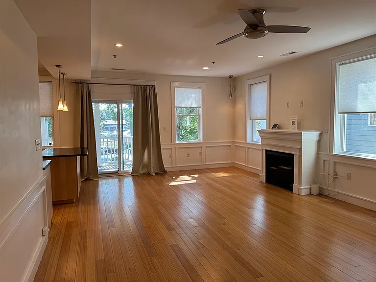 782 Dorchester Ave #4 — Photo 2
