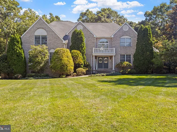 611 Pineview Dr, Galloway, NJ 08205