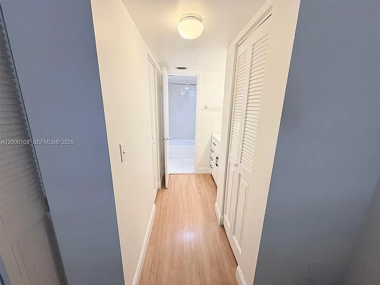 1400 Saint Charles Pl #314 — Photo 13