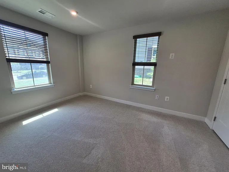 6054 Fallfish Ct — Photo 26