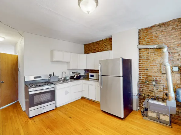 88 Hammond St, Roxbury Crossing, MA