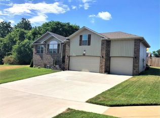 2103 W Hill St, Springfield, MO 65803