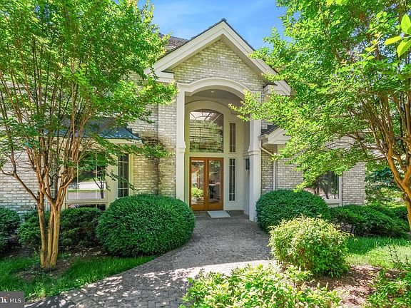 3rd image of 7005 Natelli Woods Ln