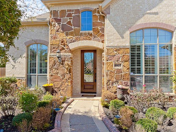 2nd image of 6807 Alden Ct
