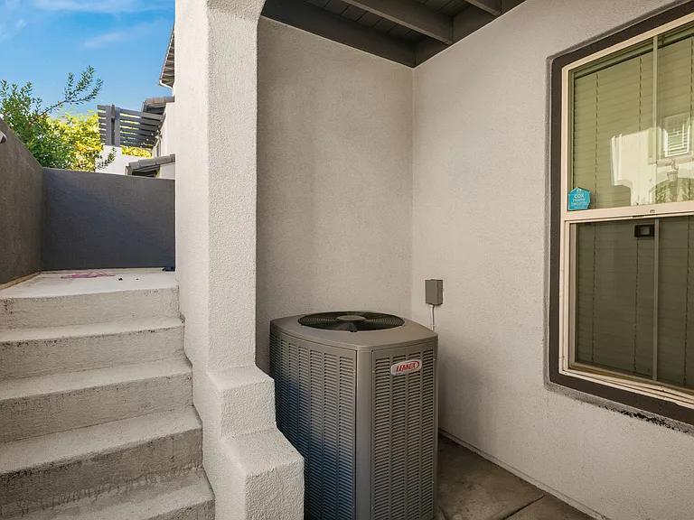 1625 Filaree Dr #165 — Photo 5