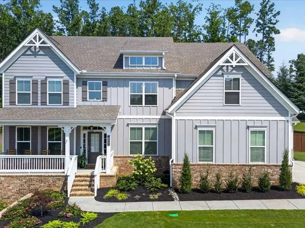400 Silver Brook Dr, Woodstock, GA 30188
