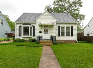 916 Vermont St, Waterloo, IA 50702