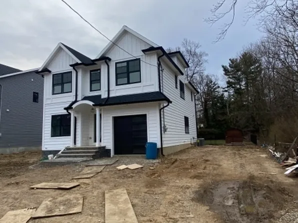 10 Fourth Ave, Roseland Boro, NJ 07068