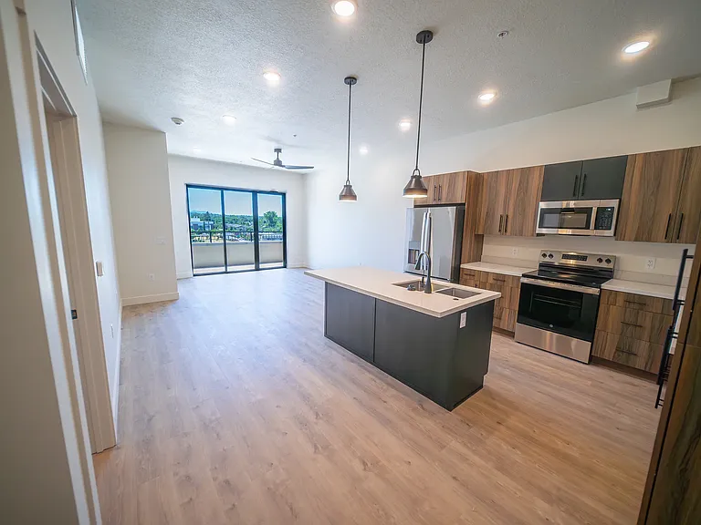 6121 S Highland Dr #202 — Photo 6