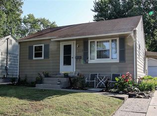 2119 60th St, Des Moines, IA 50322