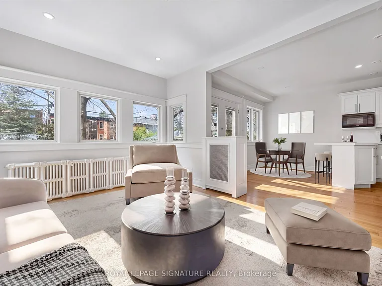 426 Armadale Ave — Photo 13