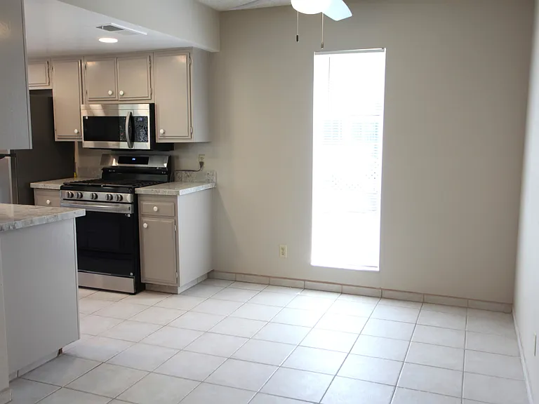 6878 Navajo Rd #106 — Photo 8